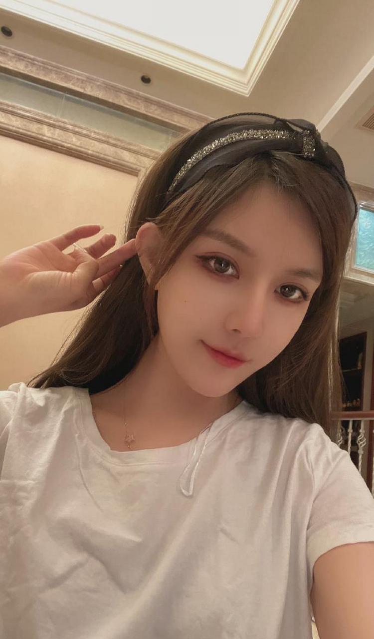 长春大学23岁美女朴昱美迷人美照欣赏,真好看