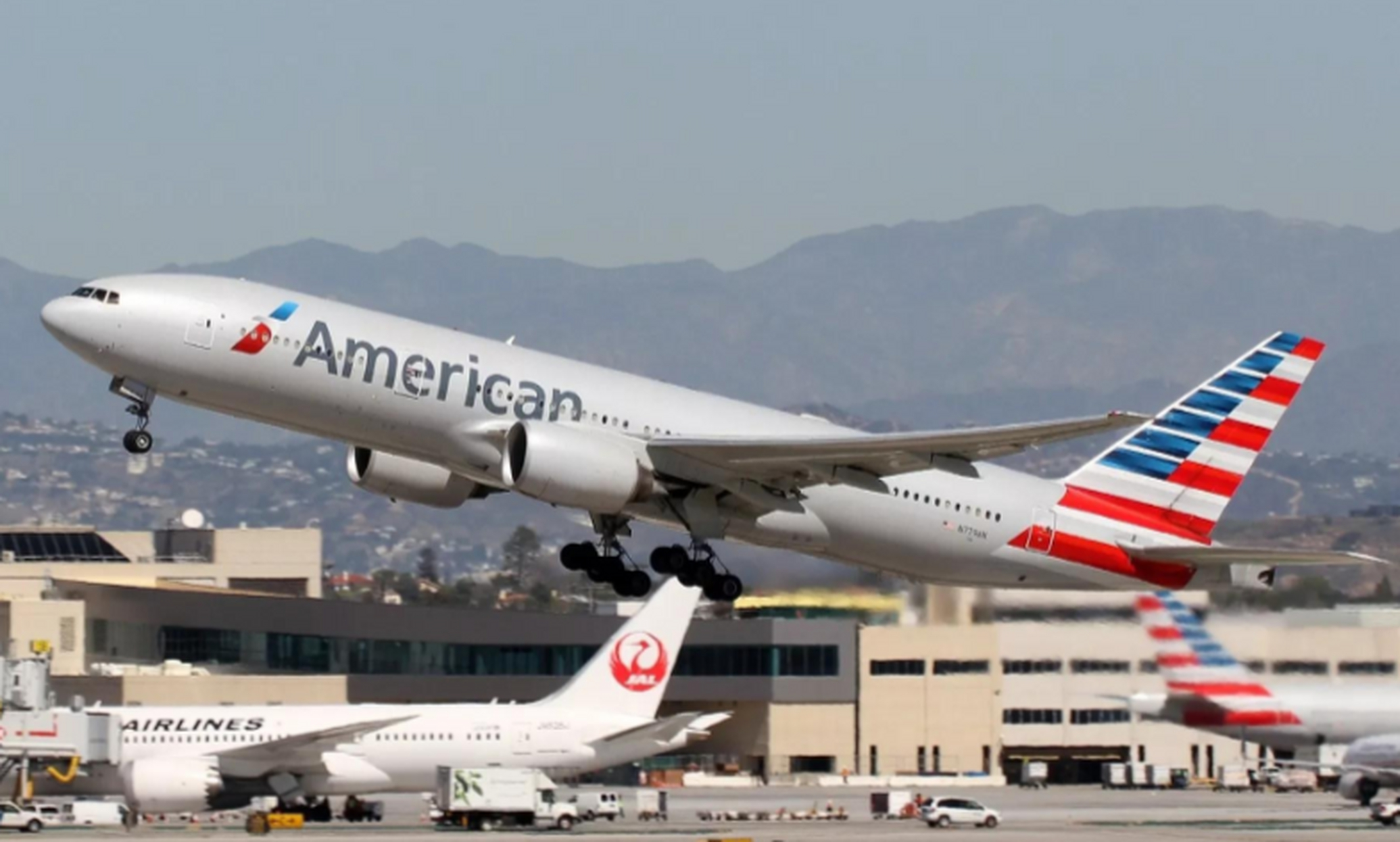 美国人实在有眼光,一架欧洲空客a380都不买 空客a380是世界上最大的