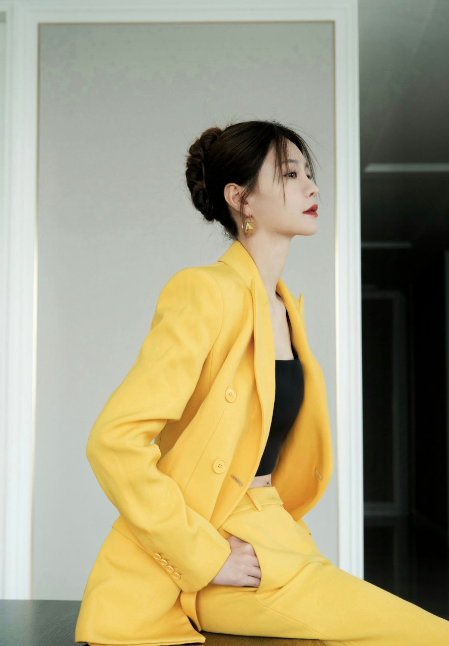 娱乐# #时尚# #明星娱乐热点#  沈梦辰作为湖南台的美女主持,给我的