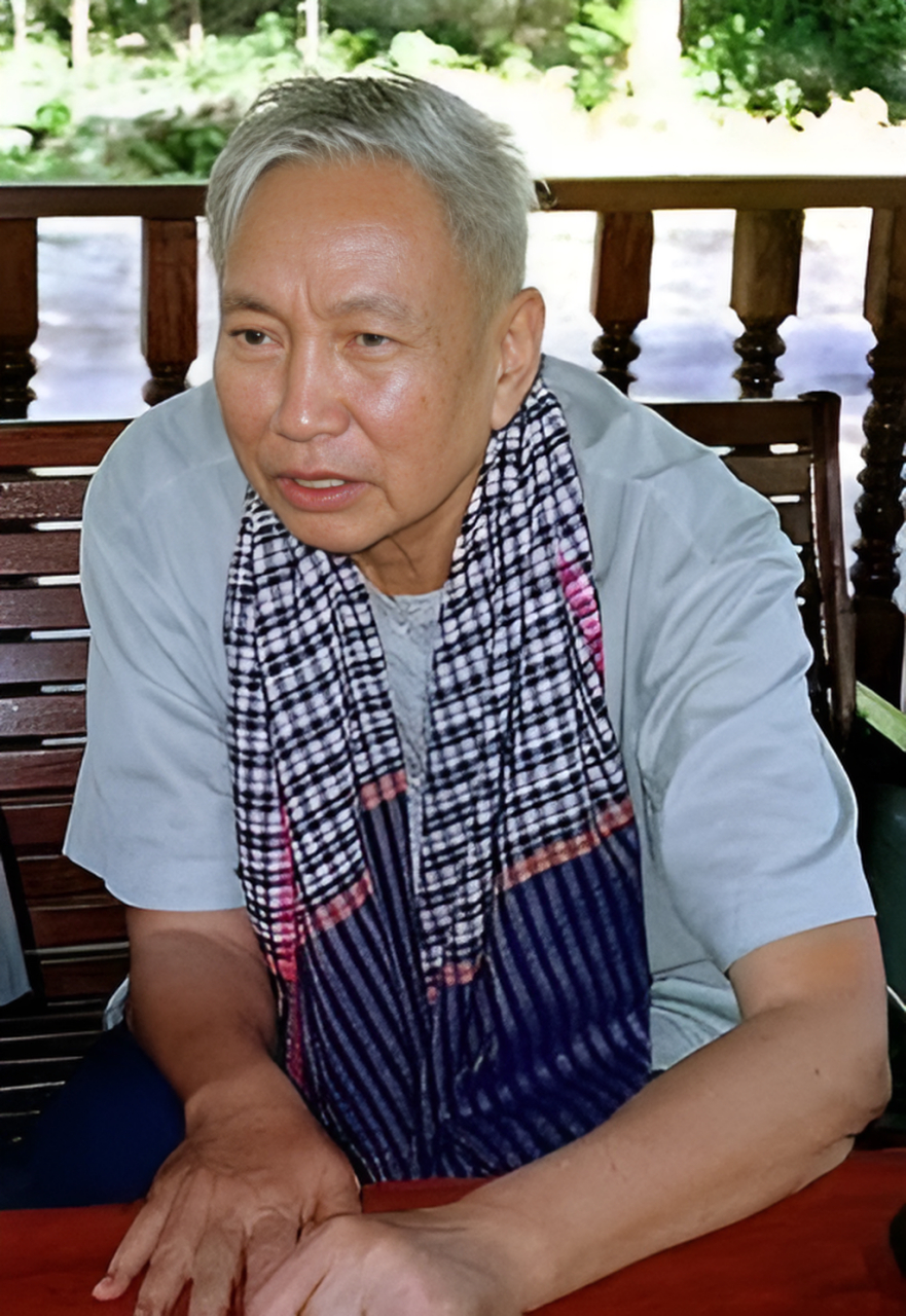 这张照片里的人名叫波尔布特,他曾经是柬埔寨"红色高棉"的领袖!