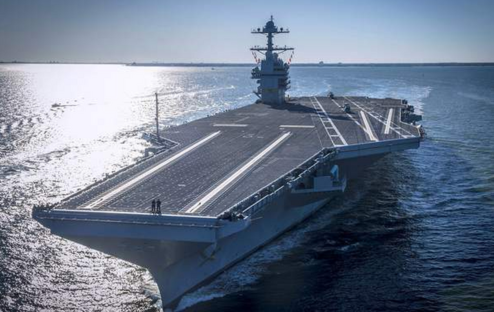 福特号航母要海外部署?美海军瞒天过海,用意让人充满警惕!