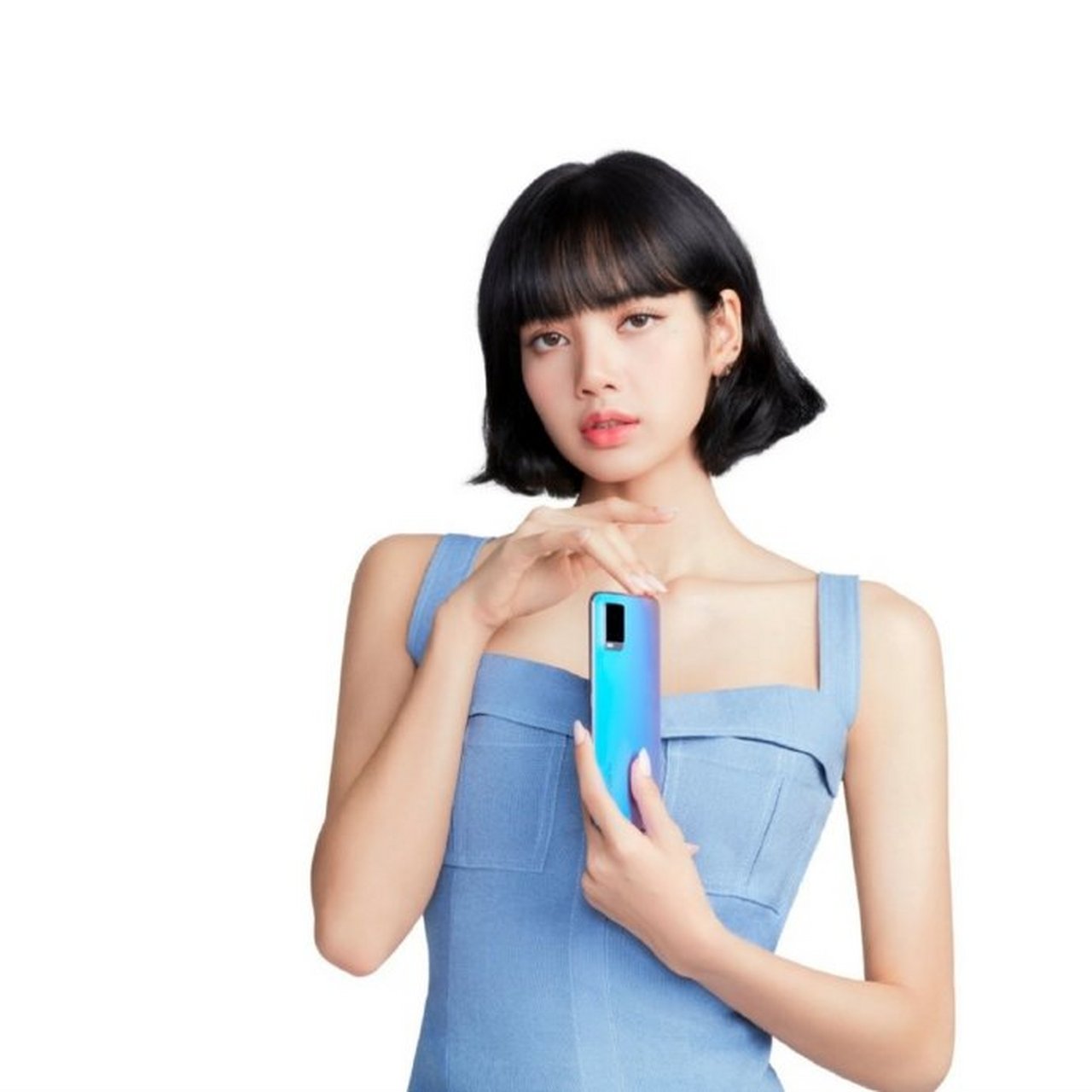 7月23日消息,今日有lisa粉丝砸在社交平台曝光了一张疑似lisa代言vivo