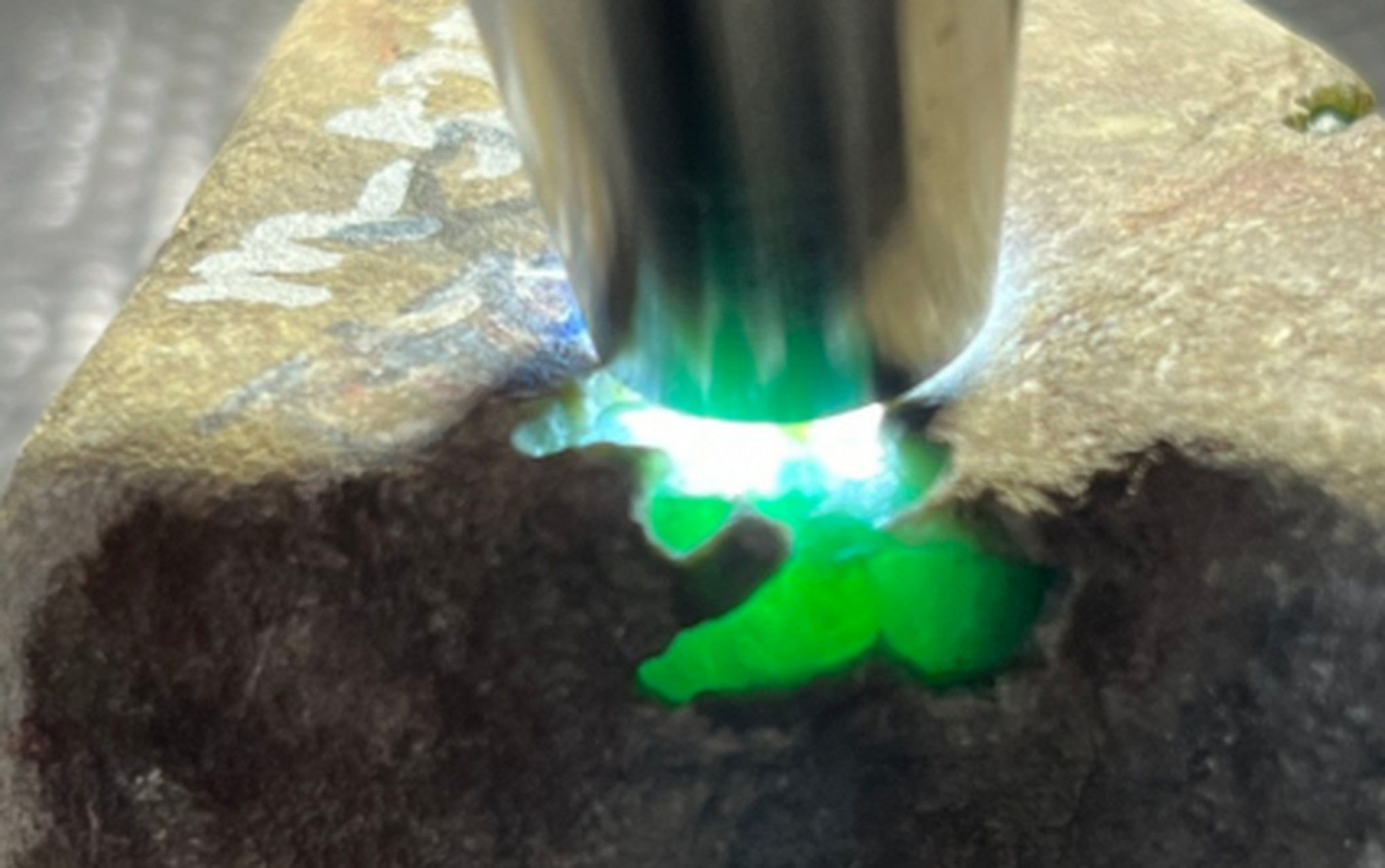 4公斤南齐场口色料,正宗南齐,棱角分明,种老肉细,颜色清甜,做牌子做戒