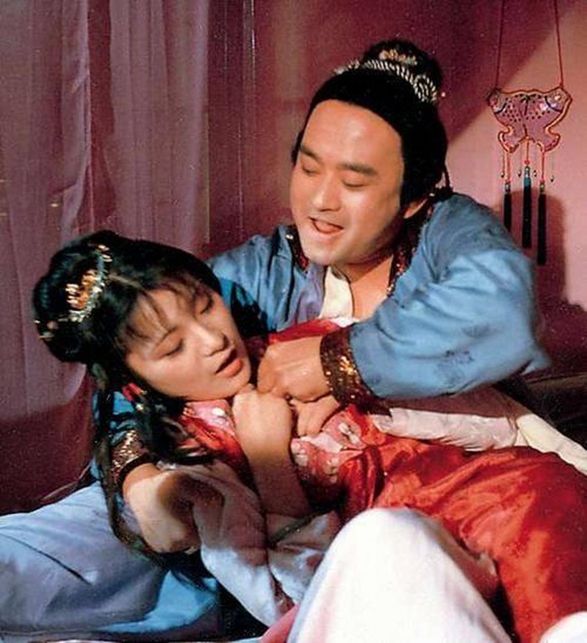 在红楼梦中,薛蟠有了美妾香菱,又娶了泼辣的夏金桂,为何偏偏又对夏家