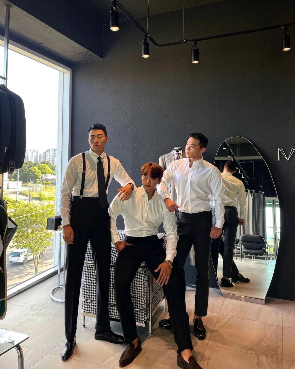 三人行,必有看对眼的人