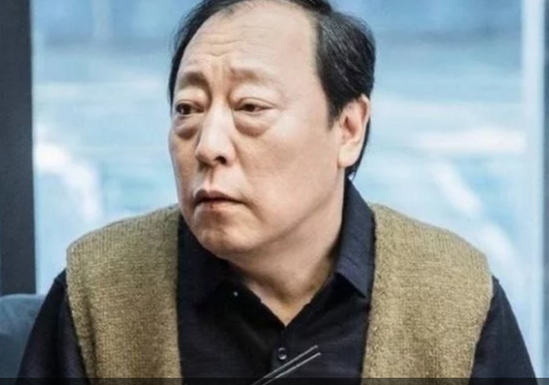 倪大红是著名演员,长相平庸,却娶了倪萍妹妹,如今女儿长成这样