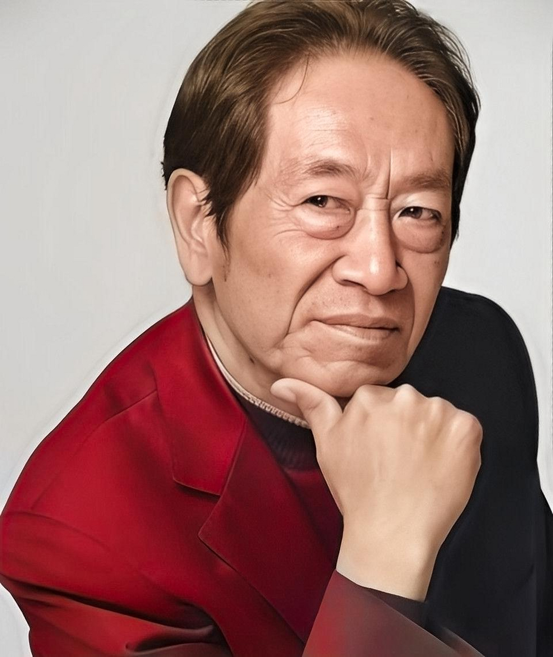 王奎荣工作很努力.即使在75岁的时候,他仍然连续工作了三个通宵,显然