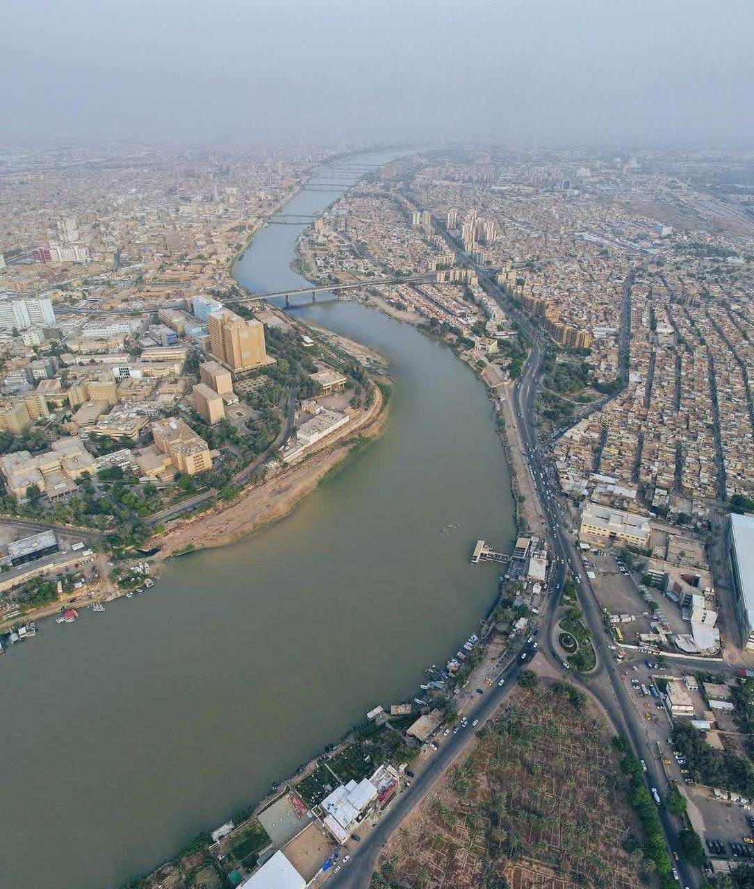 伊拉克首都 | 巴格达位于底格里斯河畔,人口超过600万.