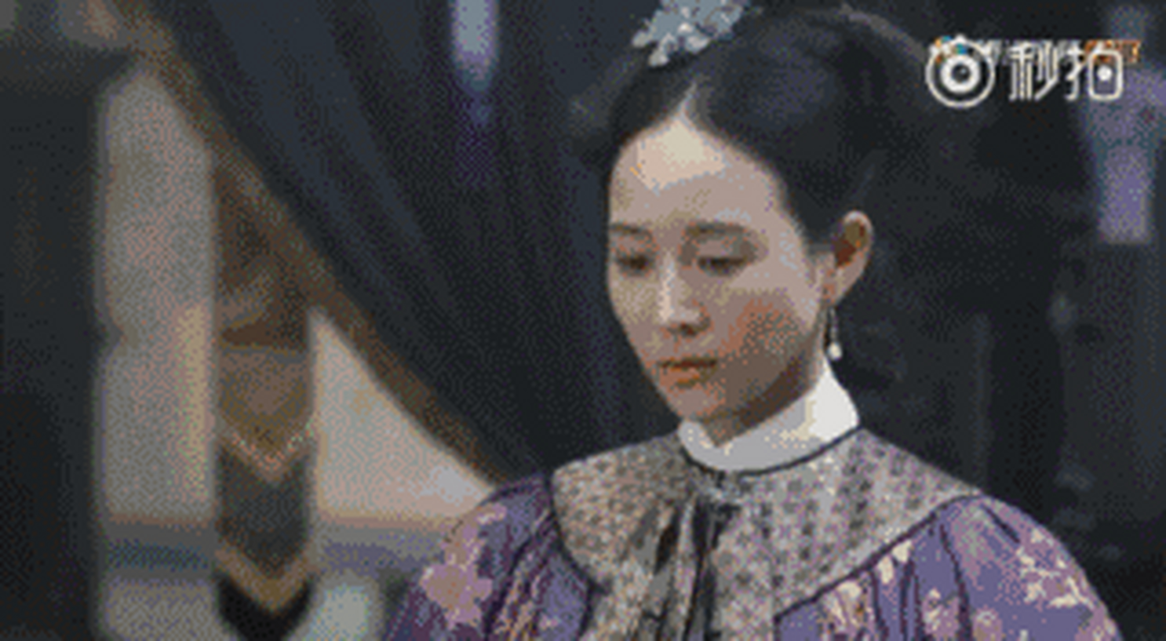 张钧甯参演电视剧《赴宴》,她一边演戏,一边考研,考上了中央大学的