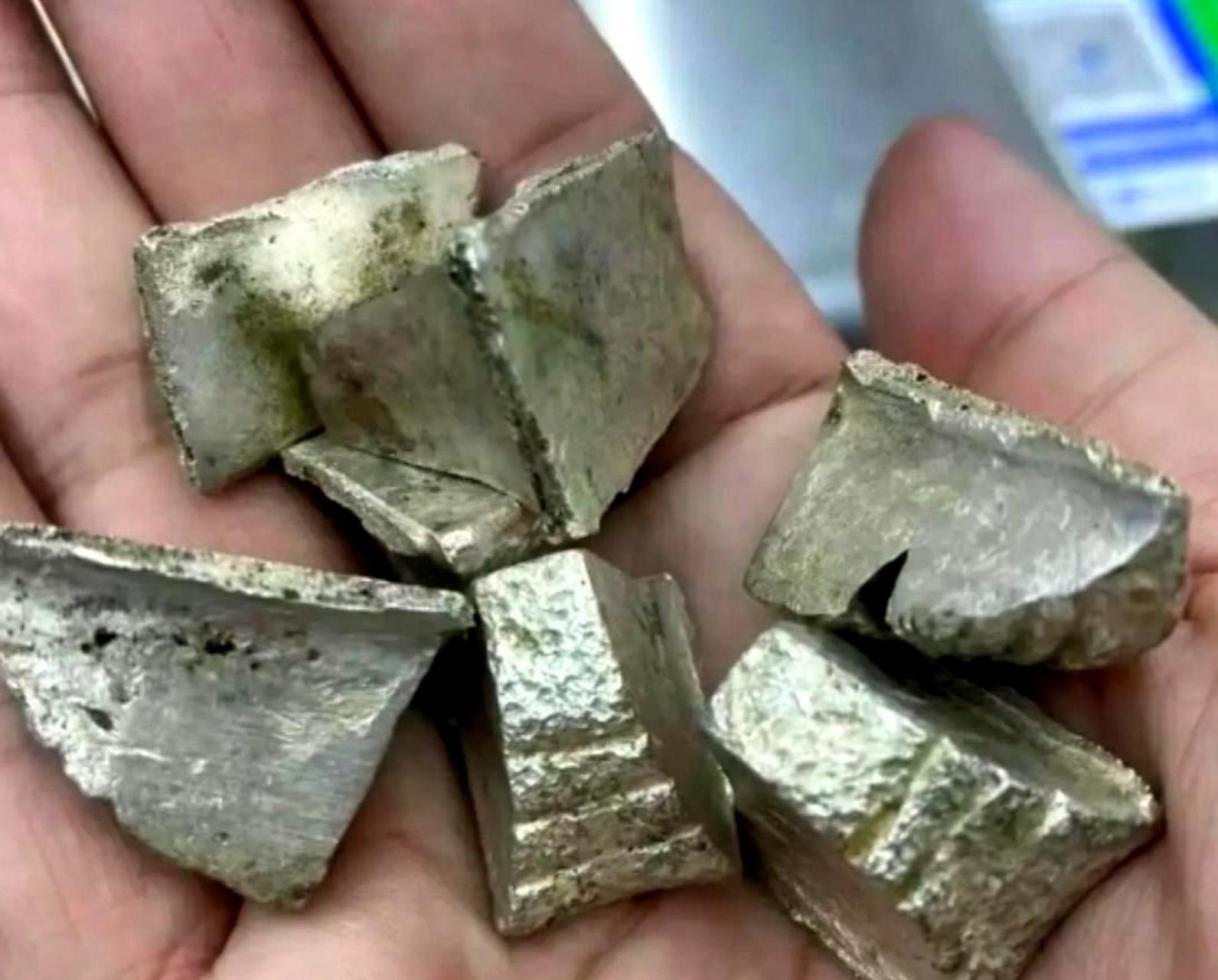 这是古代的碎银子吗?难道我有了意外之财?