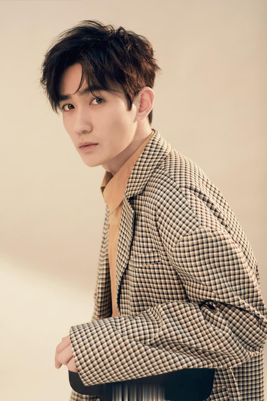 朱一龙 易烊千玺即将合作一部电影,张艺谋导演