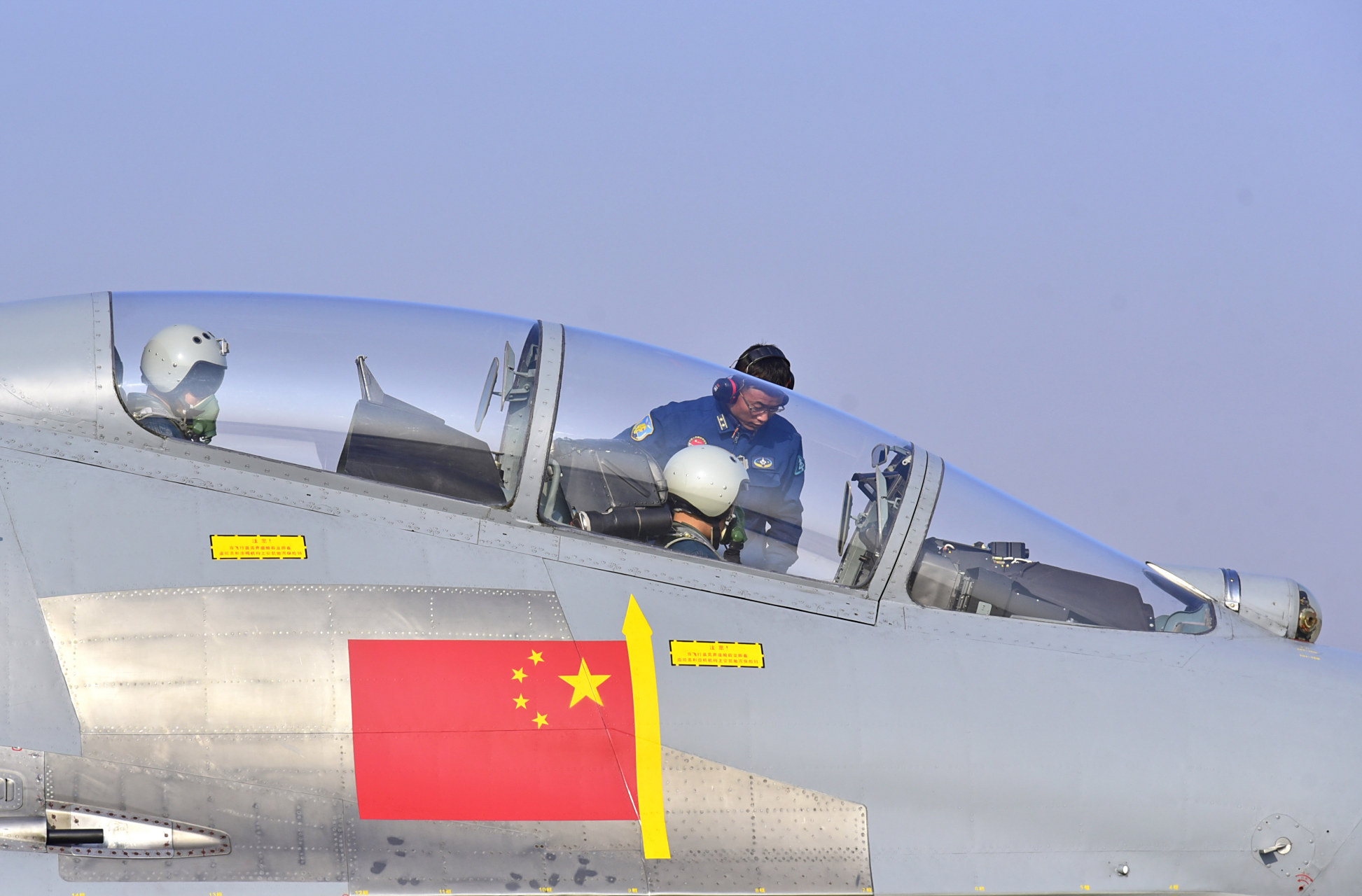 今天刚刚发现,我国空军的苏-27ubk战斗机,苏-30mkk战斗机,苏-30mk2