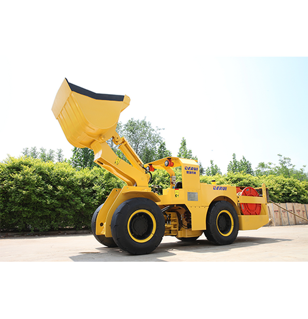 wjd-2fb 地下防爆电动铲运机主要用于煤矿等非金属矿山煤巷,半煤岩巷