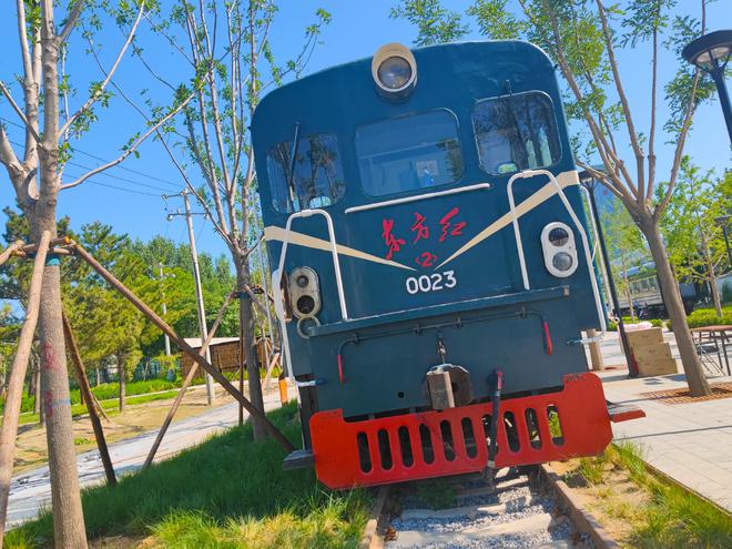 北京有一处超级独特的铁路公园,利用京张铁路的老火车,车站等资源改造