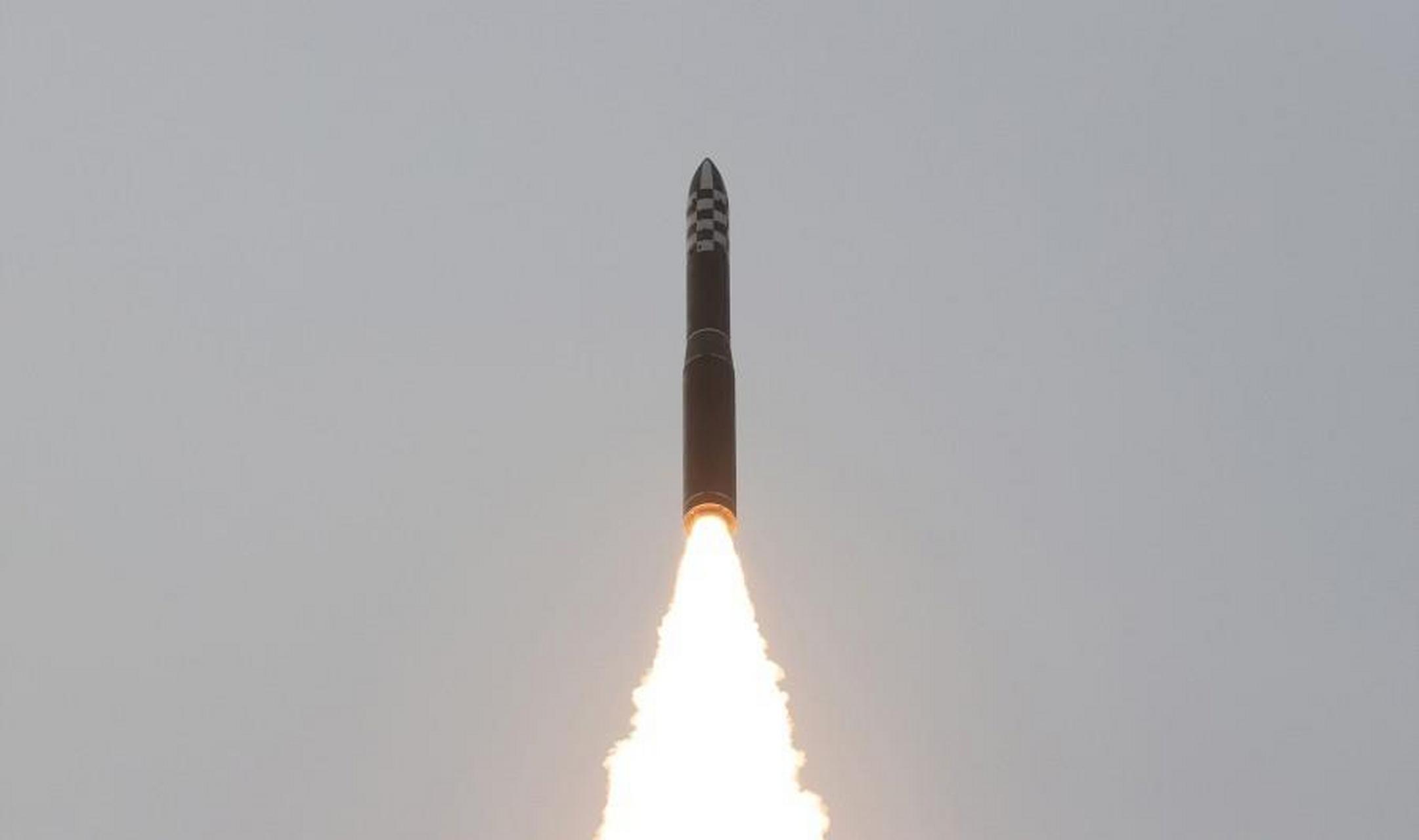 朝鲜宣布于4月13日成功试射"火星-18"固体洲际弹道导弹,这妥妥滴已经