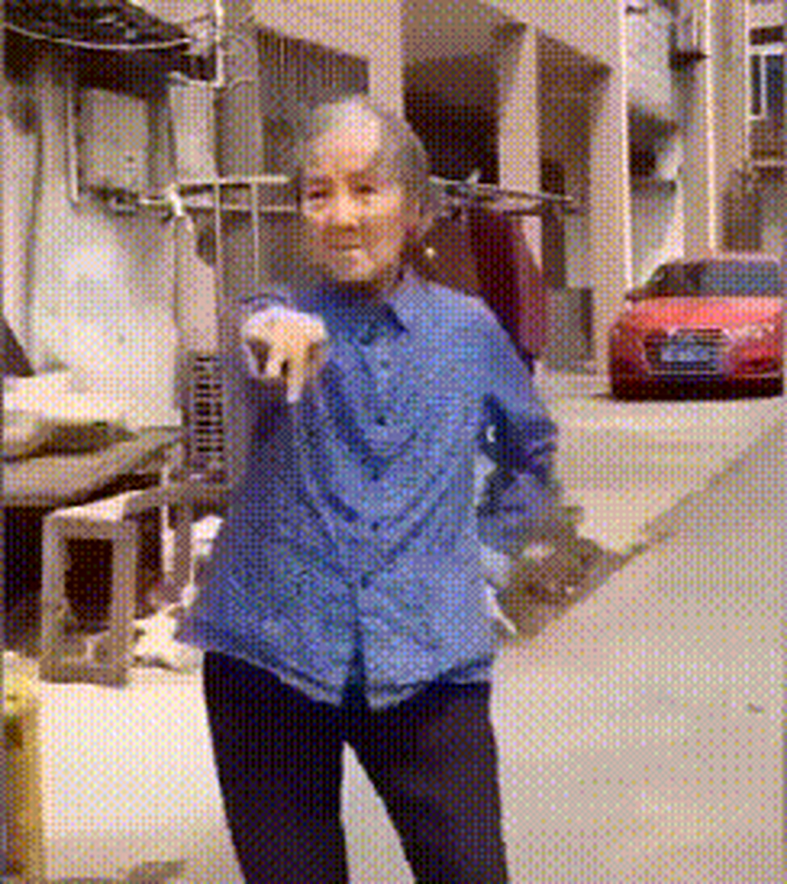 图2:村头大妈,灵魂舞者一枝花 图3:没想到大哥的身材如此的好啊,剖北