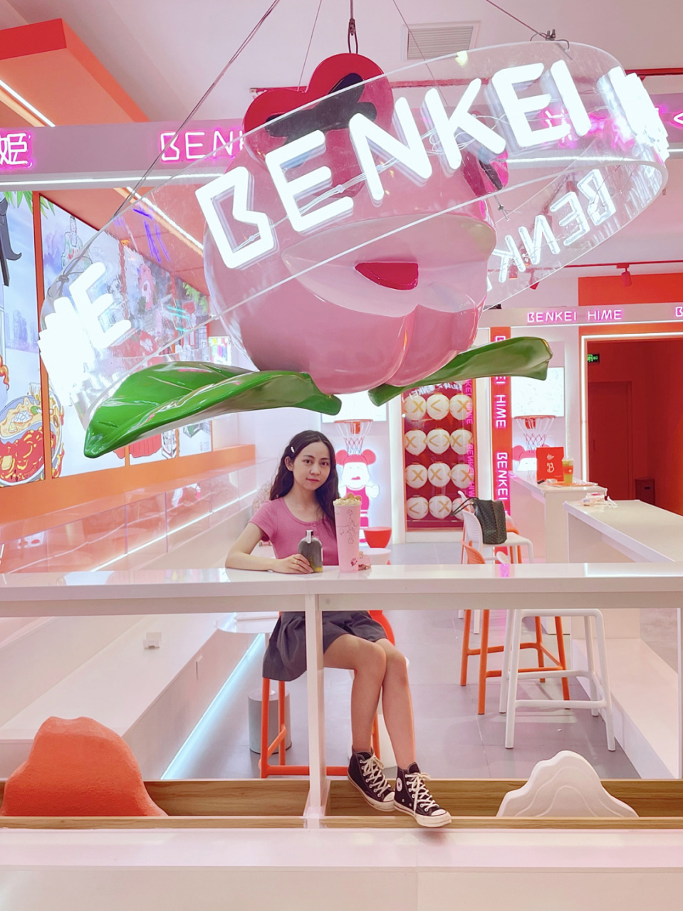 火爆魔都的汴京姬盲盒奶茶来成都啦 28抽大牌口红也太划算啦 还有更多