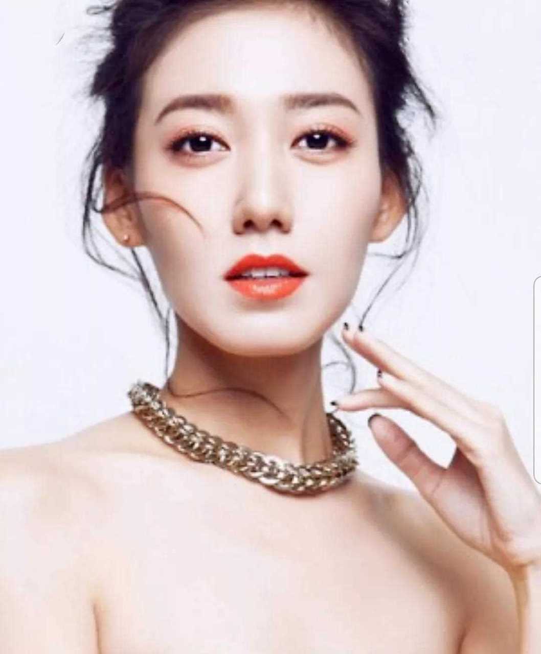 马脸明星女图片