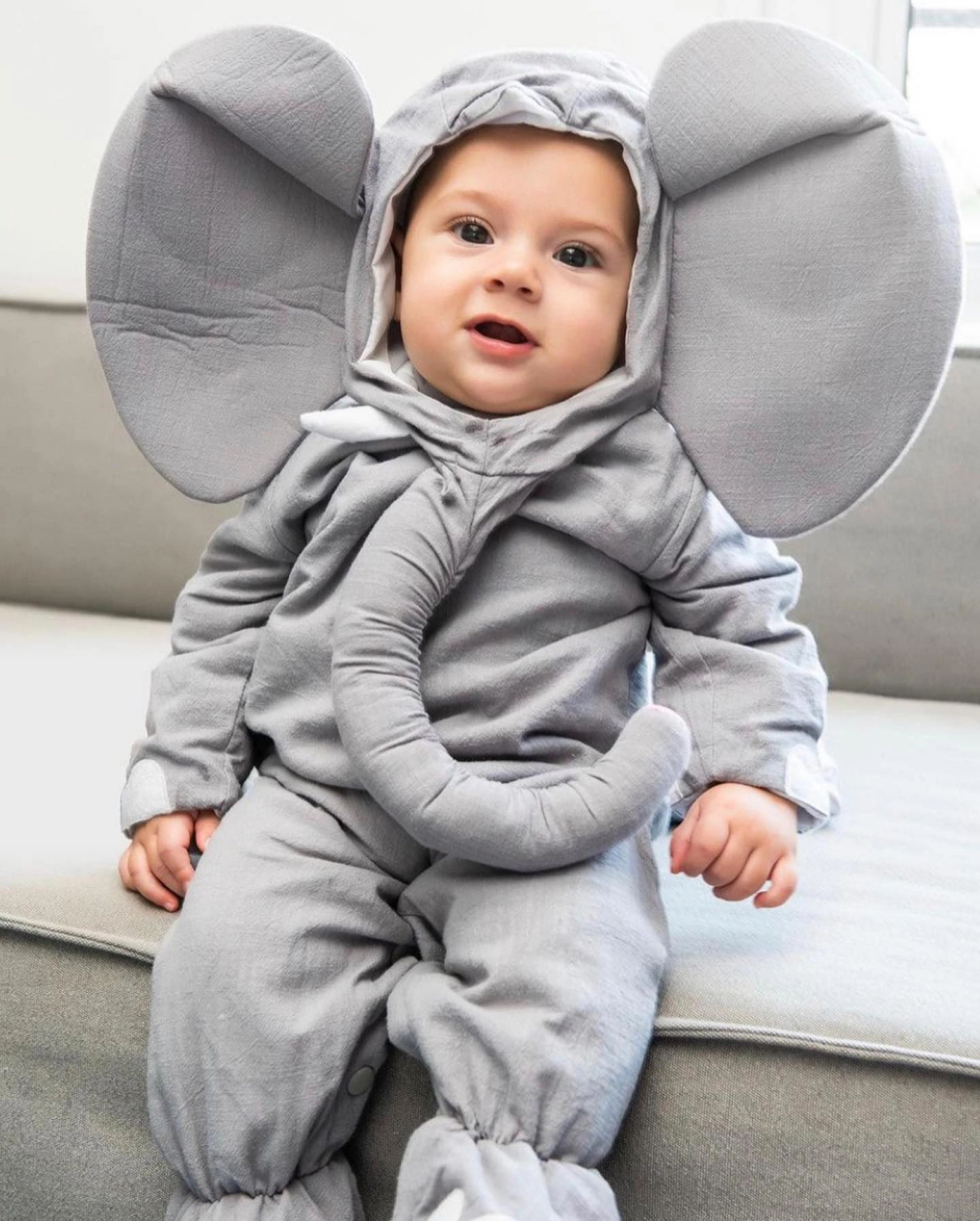 发了超多tintin小时候的照片  tin宝生日的长文贴在最后 写的很棒