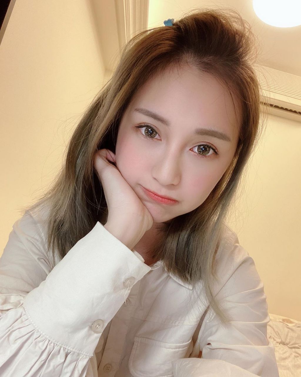 台湾美少女陈乐乐学生风装扮清纯无比,让人完全回到学生时代的初恋.