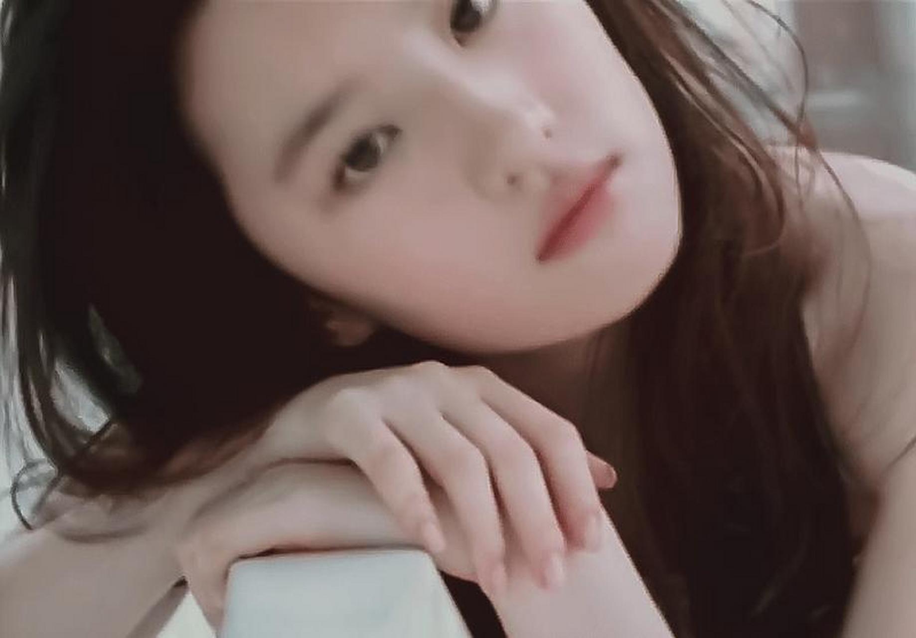 gif创作人# 2006年,刘亦菲拍摄音乐专辑《放飞美丽》的画面,灵动堪