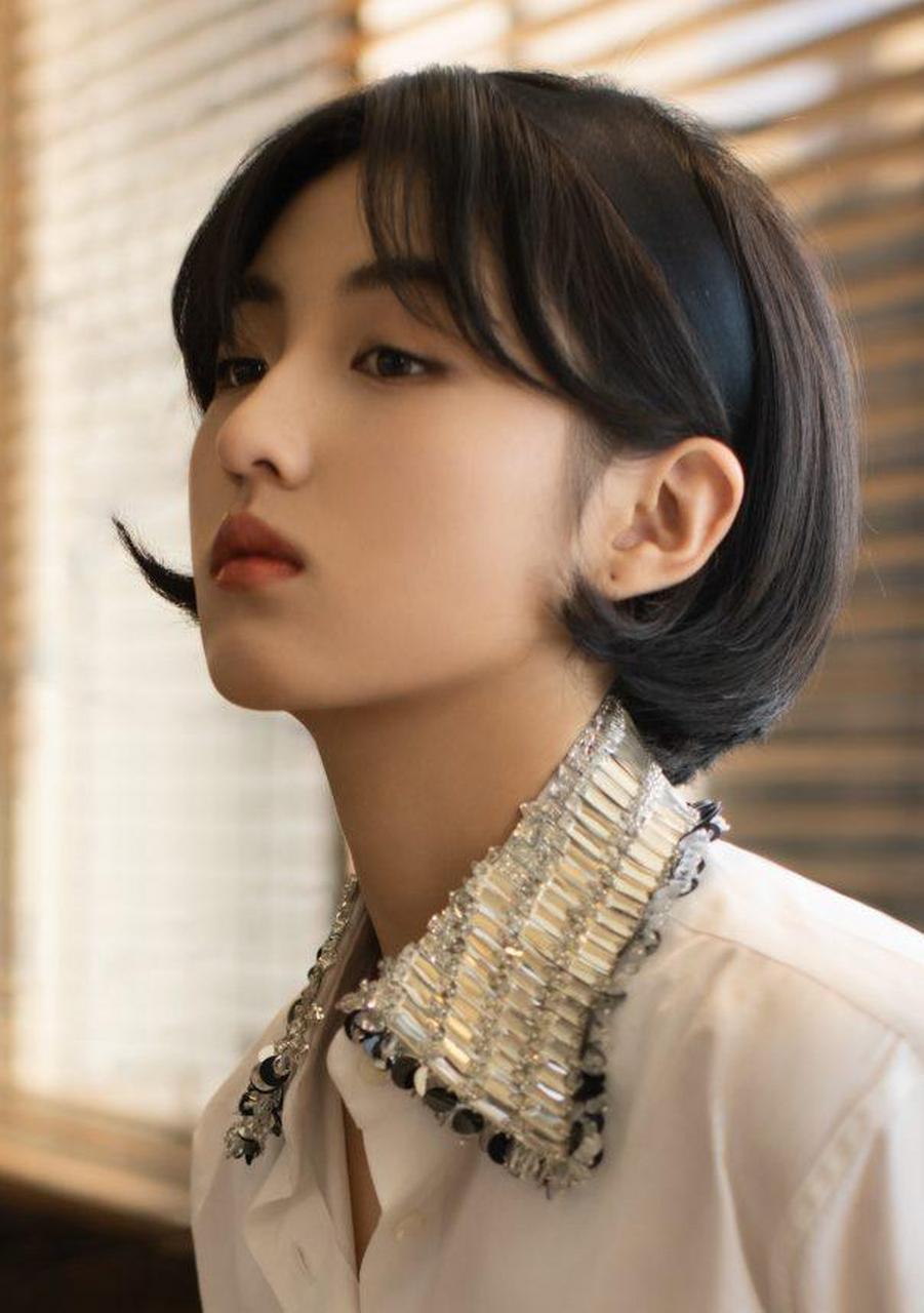 张子枫短发清新少女风美拍