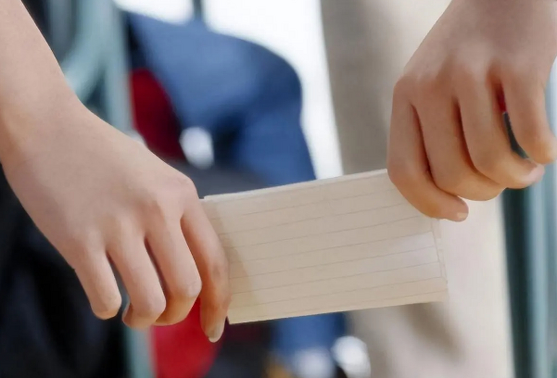 小学生课上传递纸条被老师抓包,上面内容叫人没眼看 #30天创作挑战赛