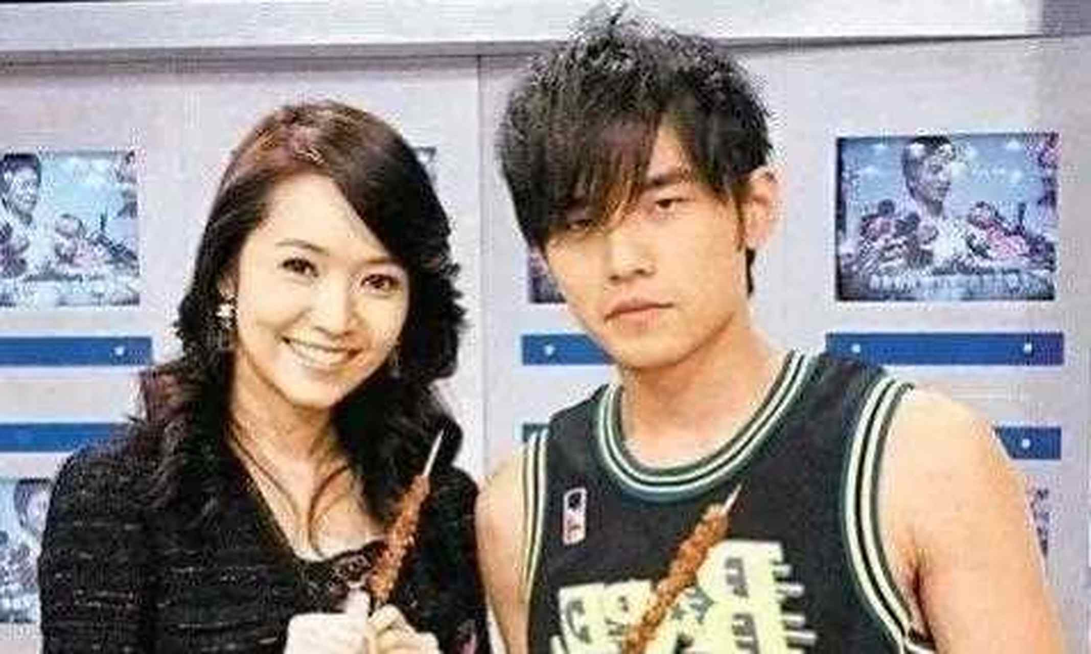 侯佩岑年轻时真的是太漂亮了,清纯但感觉又很妩媚,难怪连天王周杰伦都