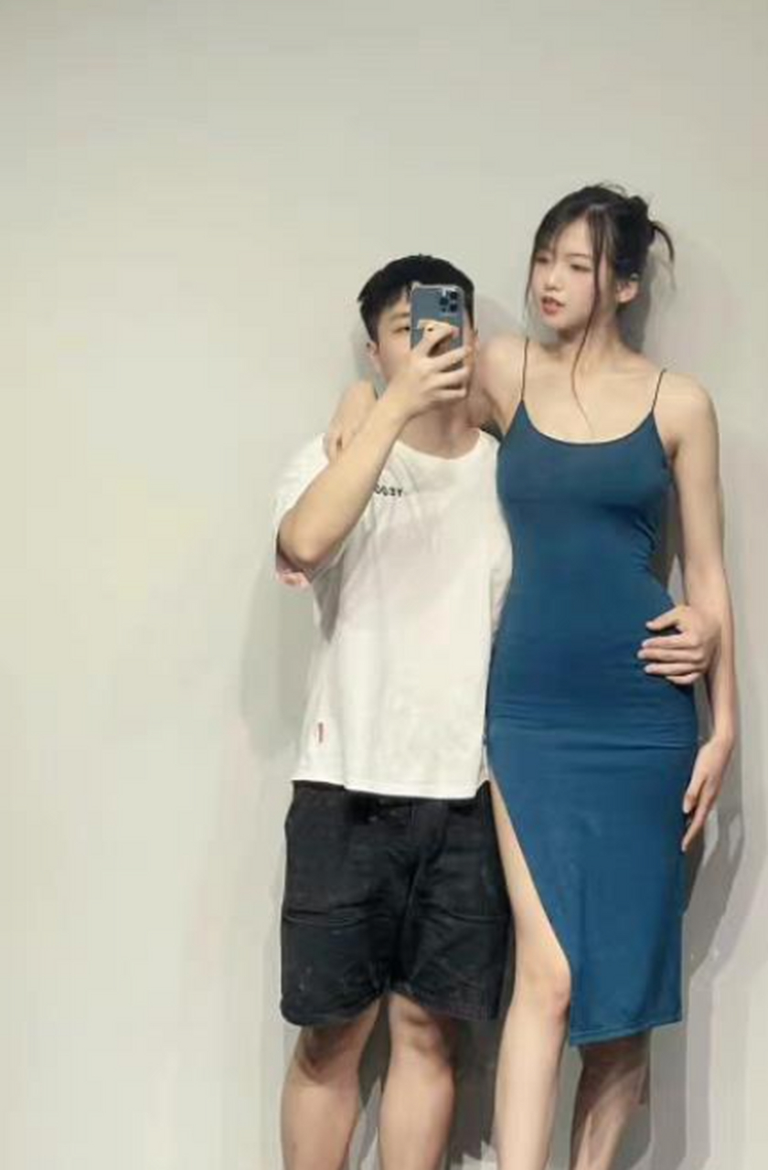 有个高个子女朋友是种什么体验?