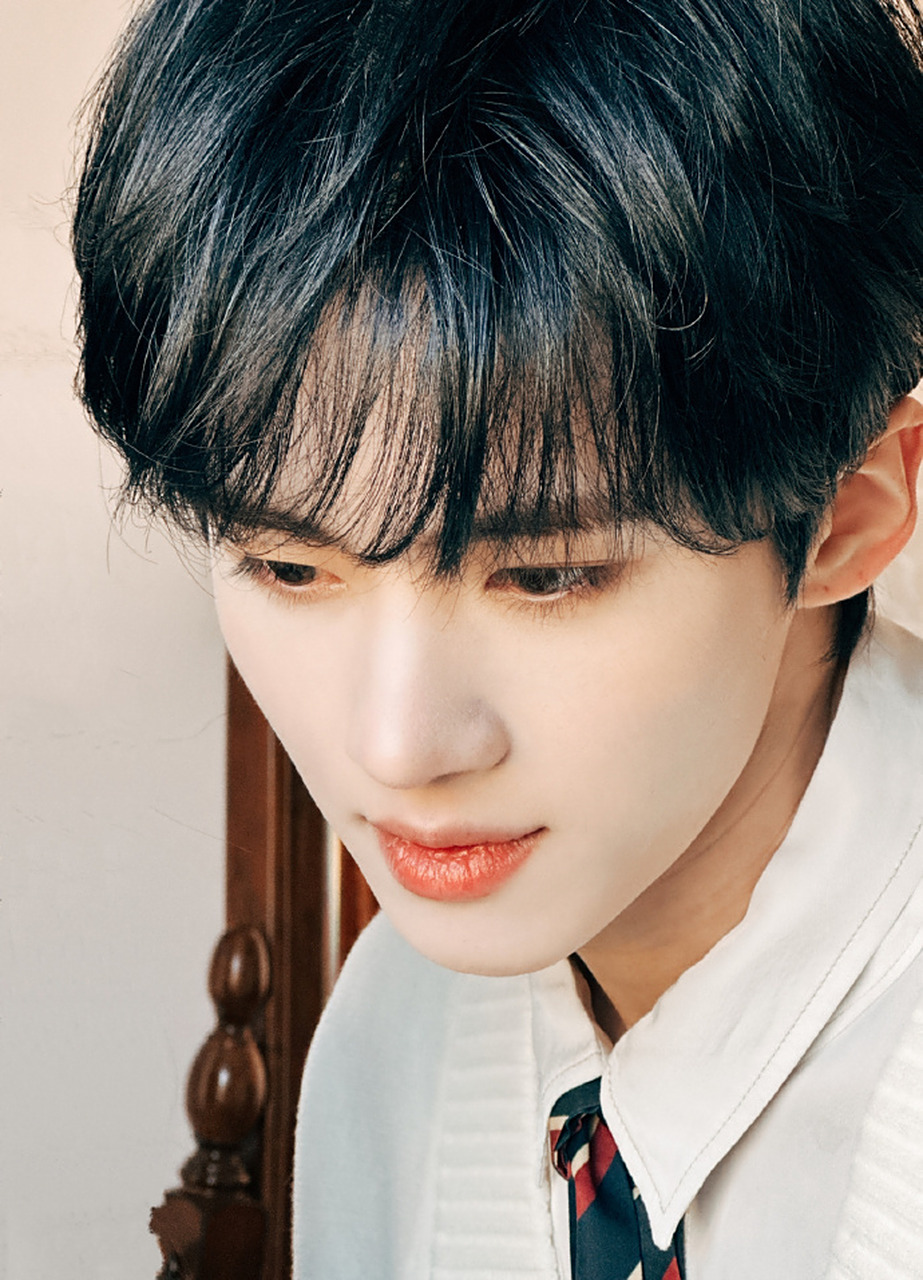 闫桉不愧是我们喜欢的大帅哥呀,这一次有新的综艺的时候真是太赞了