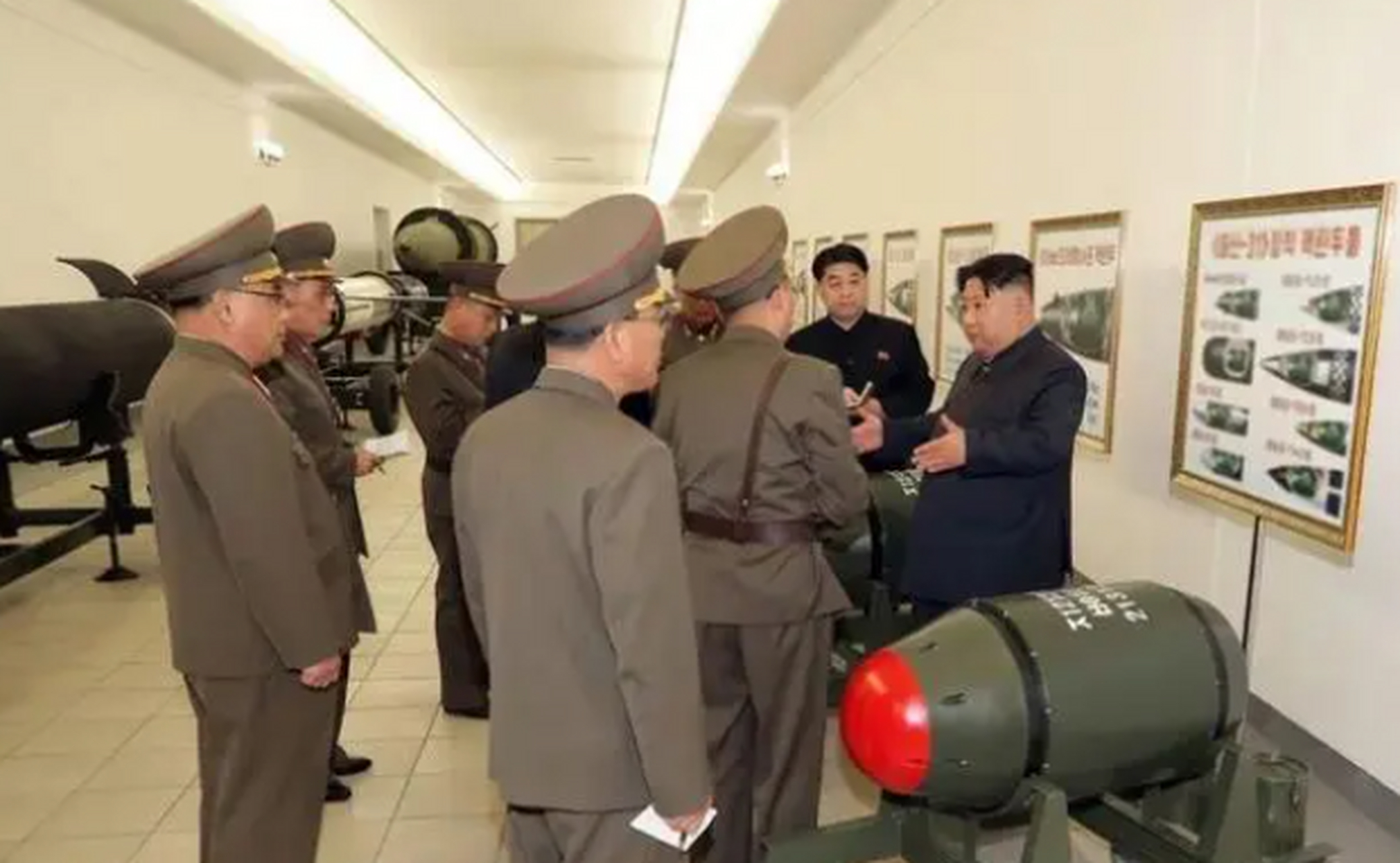 朝鲜核武器工厂曝光,核弹头小型化技术,令人瞠目结舌!