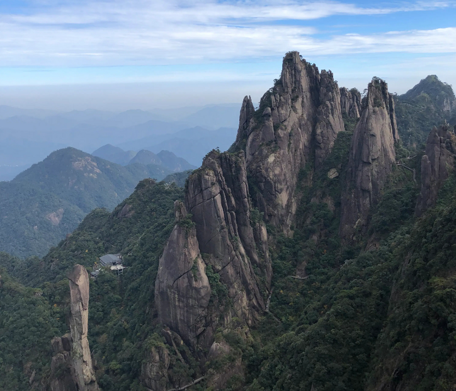 江西第一高峰南风面图片