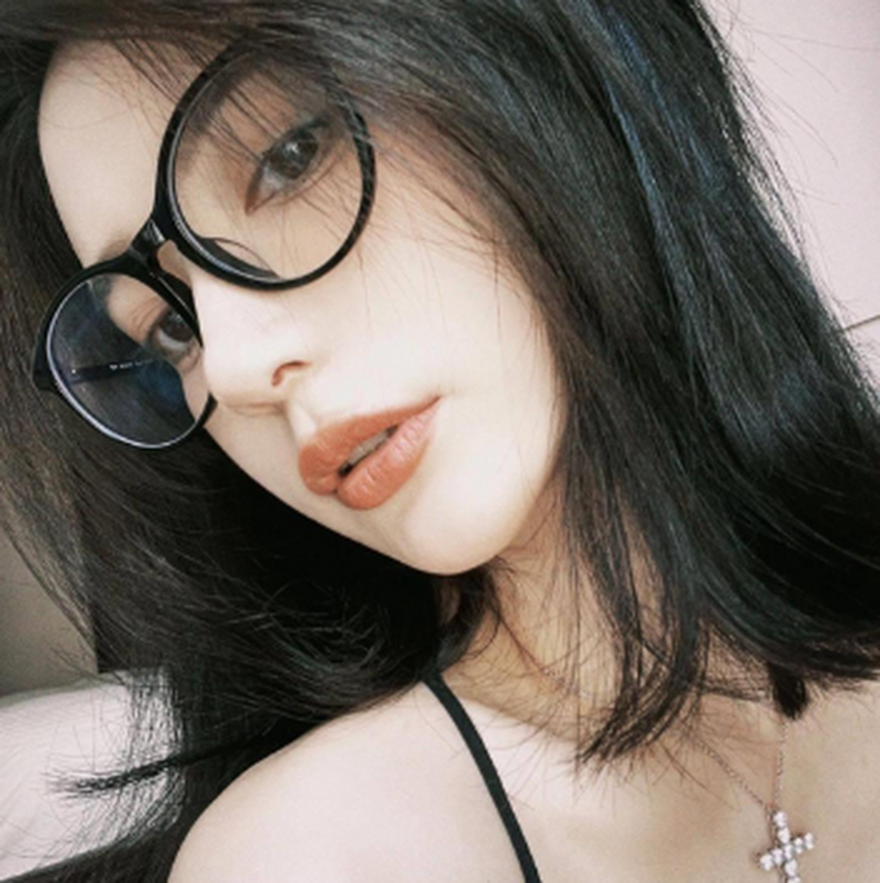 是不是戴眼镜的小姐姐看起来都很温柔啊?