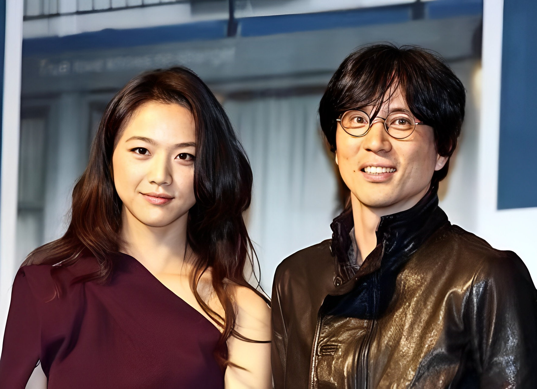 "2014年,汤唯嫁给了大10岁的韩国导演金泰勇,没想到婆婆却给汤唯来拉