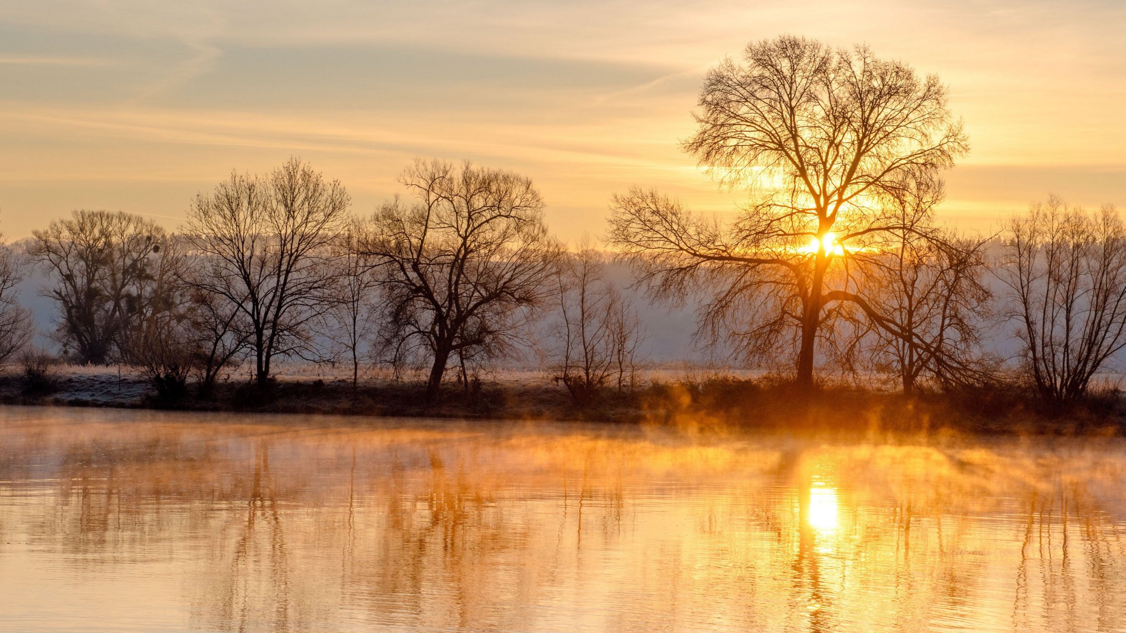 也许不过是追寻心中的那份宁静罢了#治愈系风景# #壁#乐享周末分享吧
