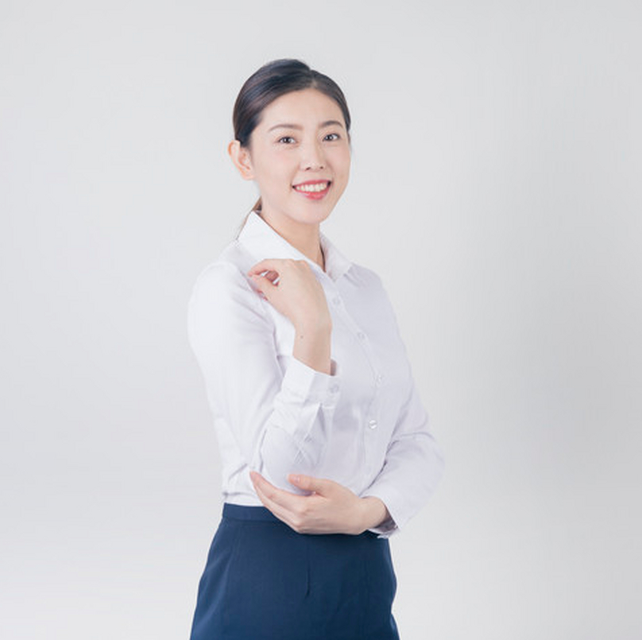 室来了一个女孩子小何,人长得不错,性格也活泼,她的岗位是总经理秘书