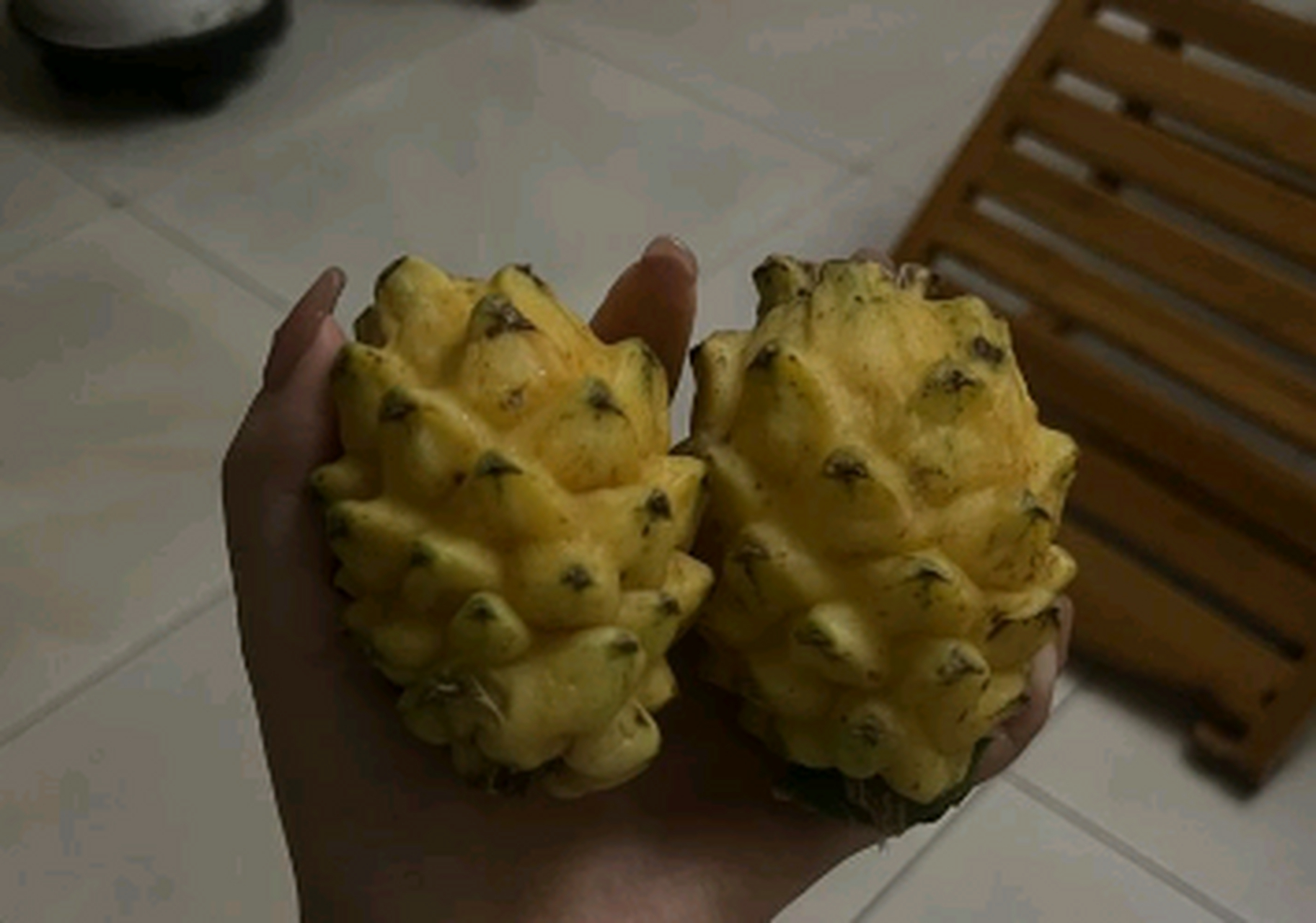 黄色的火龙果吗