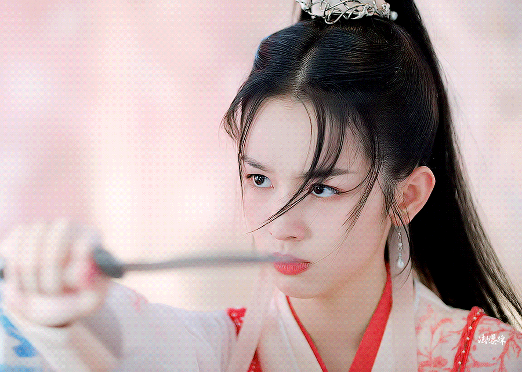 张婧仪古装##护心# 网友投稿:张婧仪,周也内鱼双胞胎的程度 大家镜妹