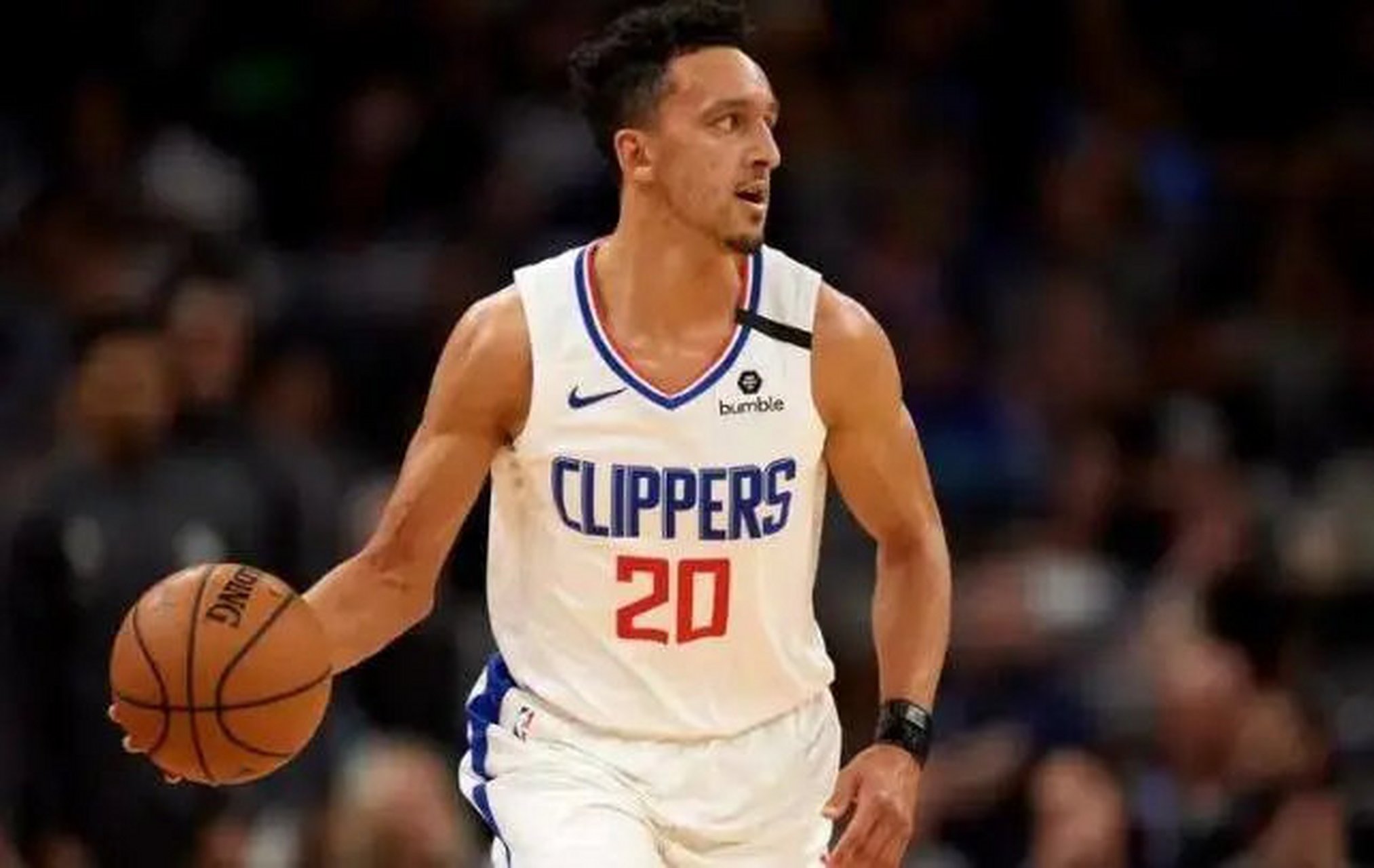 nba名记shams报道,快船后卫兰德里-沙梅特新冠病毒检测结果呈阳性,本