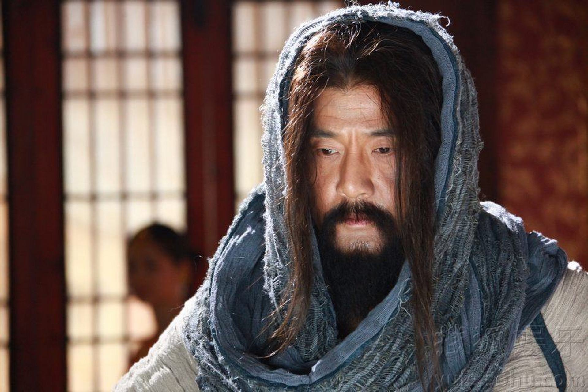 从前,有个人名叫李元,他刚刚死去,化为新鬼,自阳