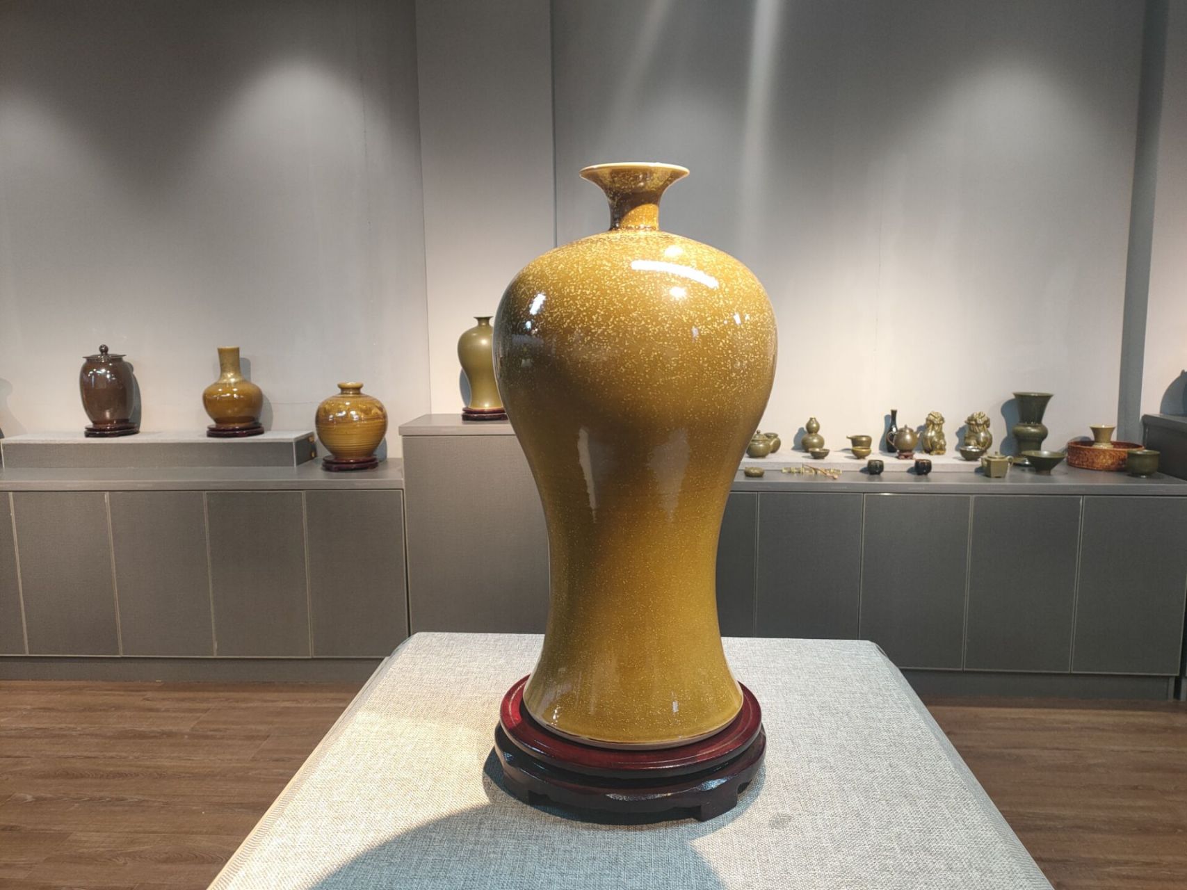 【淮南文化61陶瓷】走进寿州窑:八公山紫金陶.瓶.(图号:20230815).