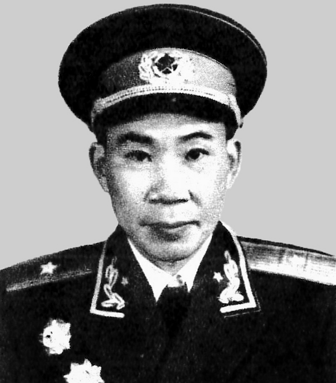 开国少将齐钉根绰号"齐猛子,以脾气急躁著称,当年连谈个恋爱也急得不