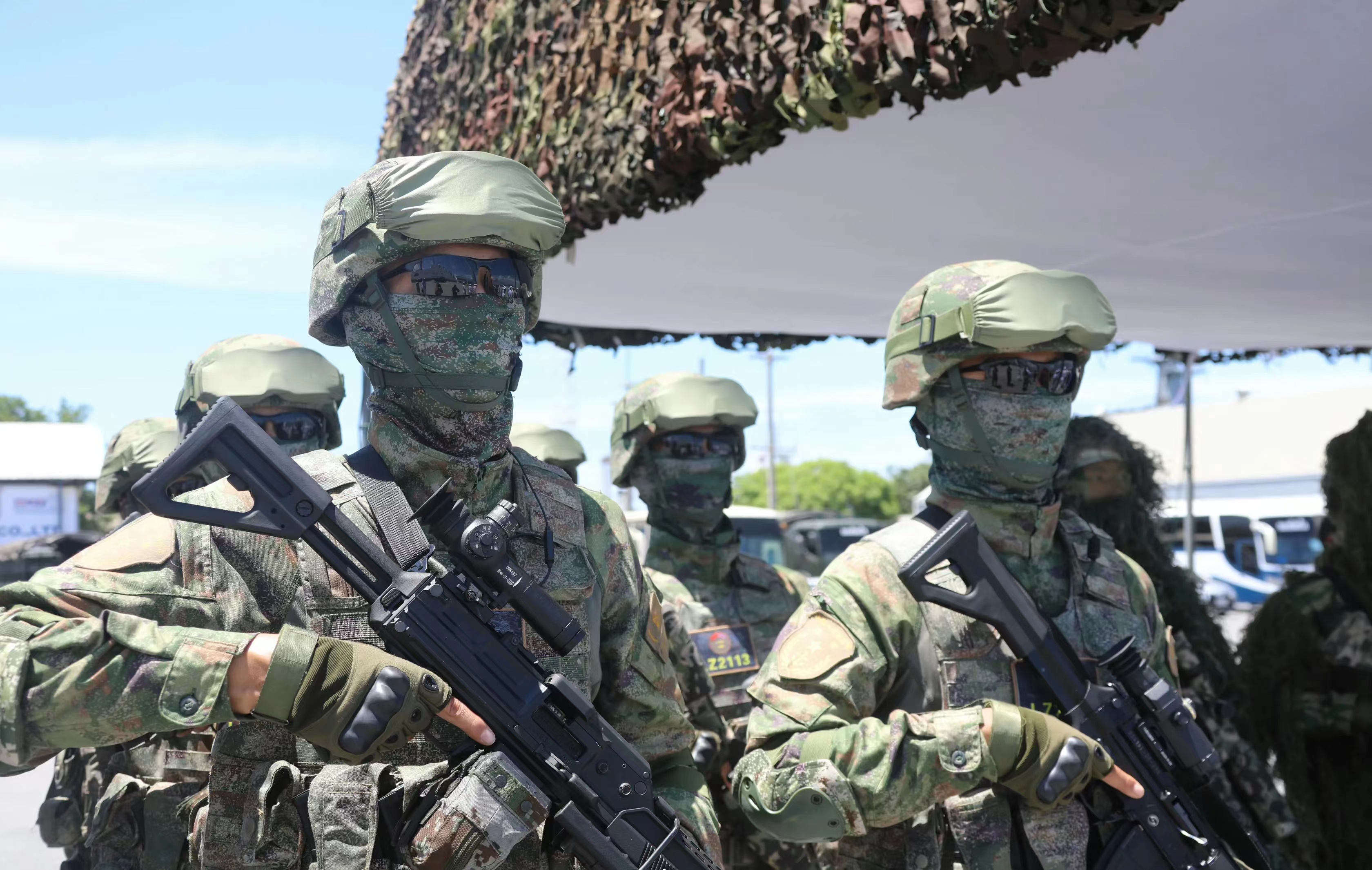 这是正在泰国参加联演的解放军任务部队