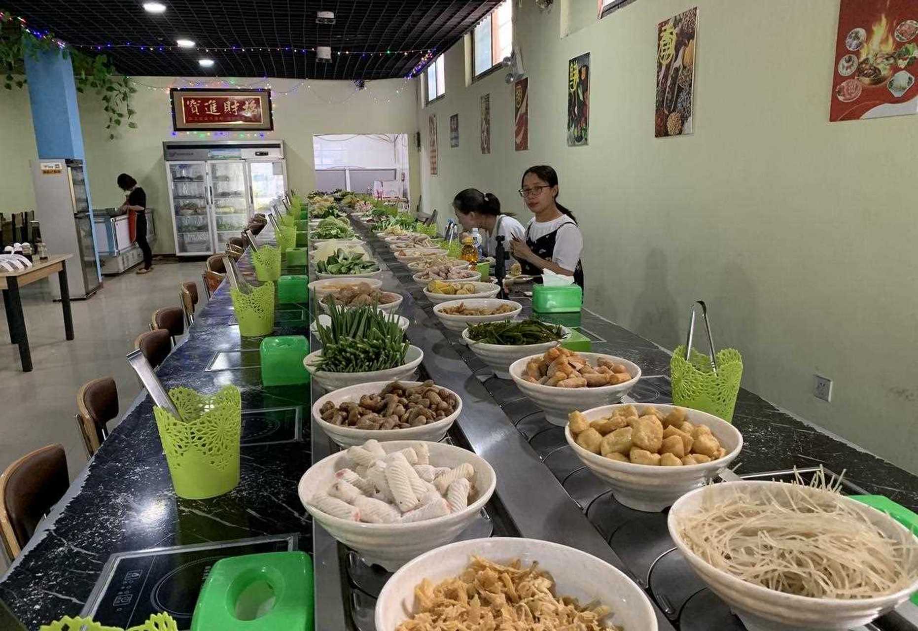 15元1位自助小火锅,70样菜品随便吃,你能吃多少,来试一试?