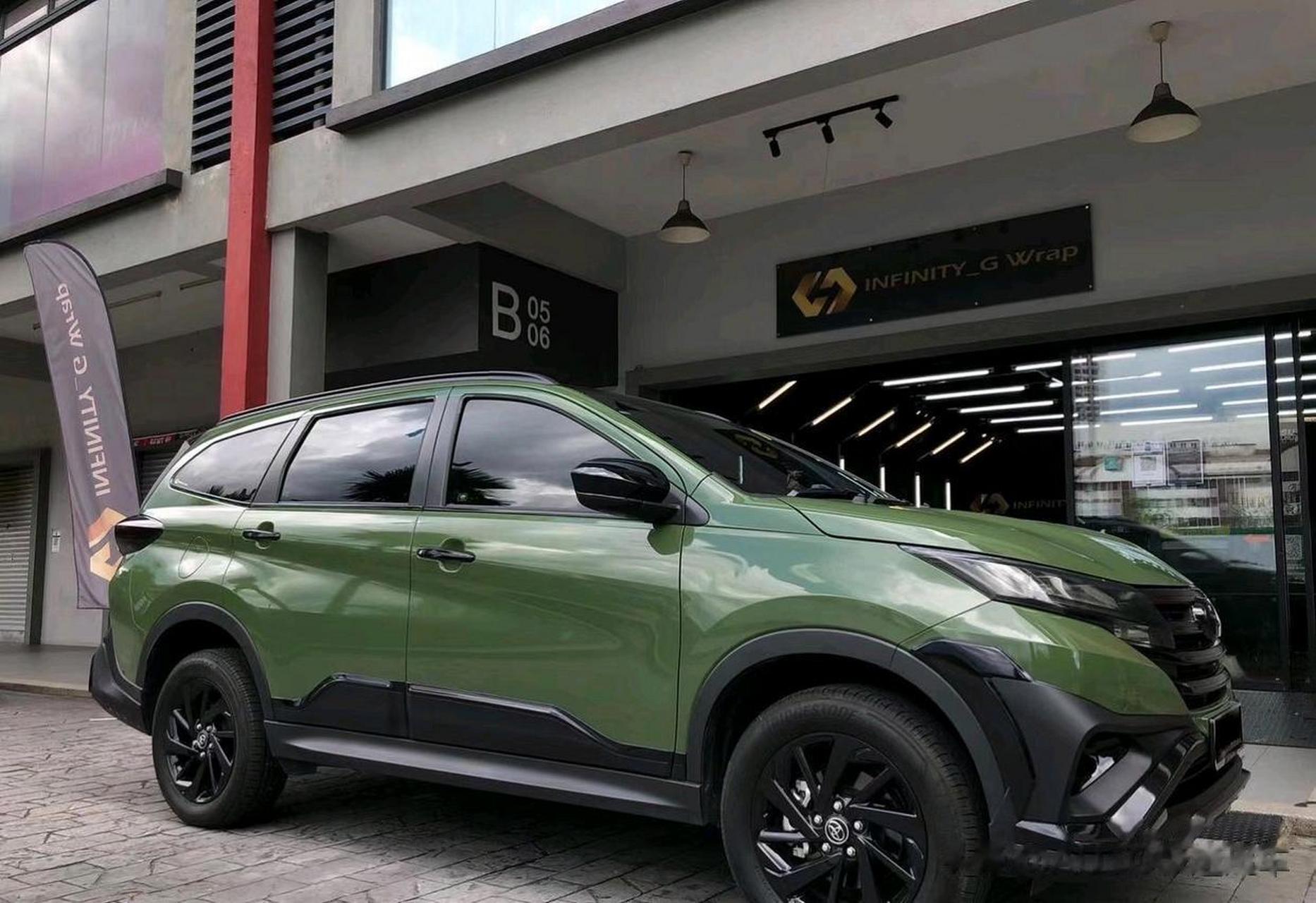 丰田rush海外曝光,入门家用suv,造型靓丽,竞争逍客丰田rush是一款值得