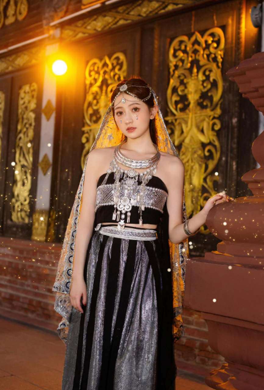 闪闪发光的女孩 女神 吉尼gini