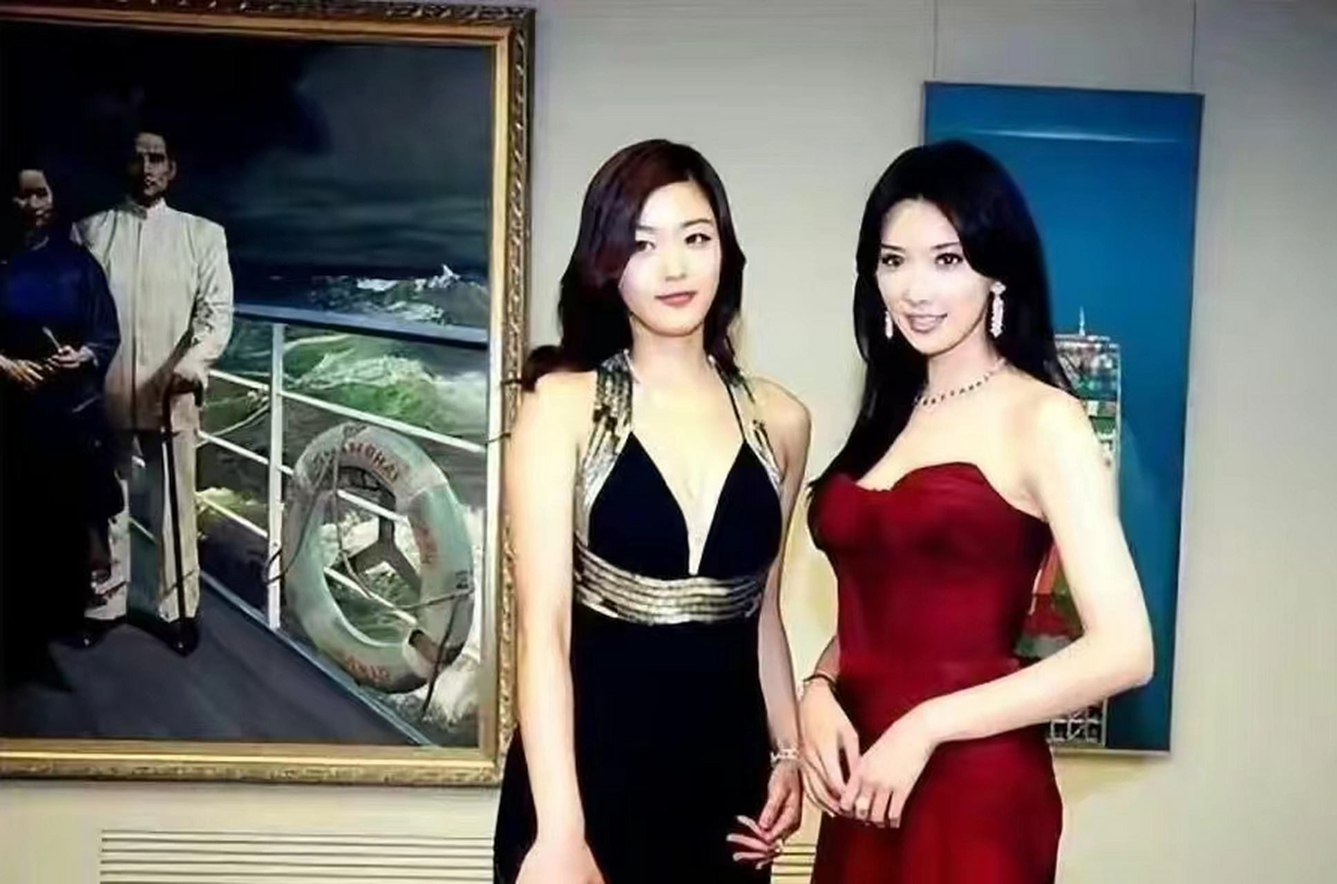 林志玲与全智贤罕见同框照,两位气质身材都很好,但我还是更喜欢志玲