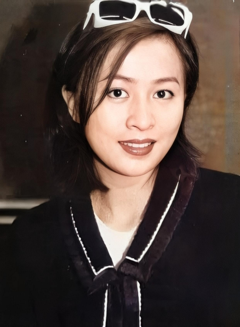刘嘉玲年轻的时候很漂亮!