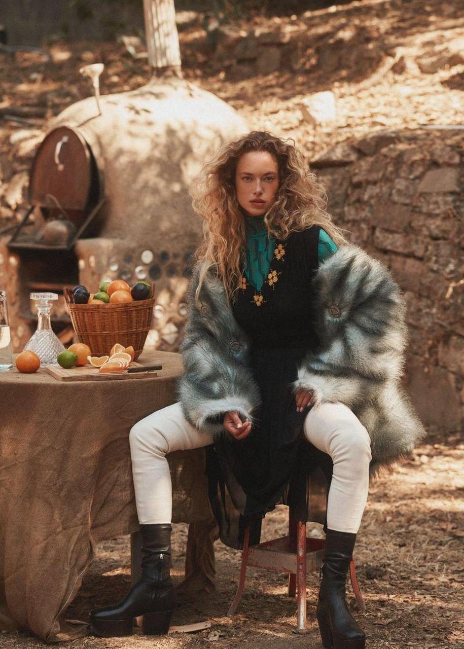 美国超模汉娜·弗格森,希腊版《时尚芭莎》封面摄影