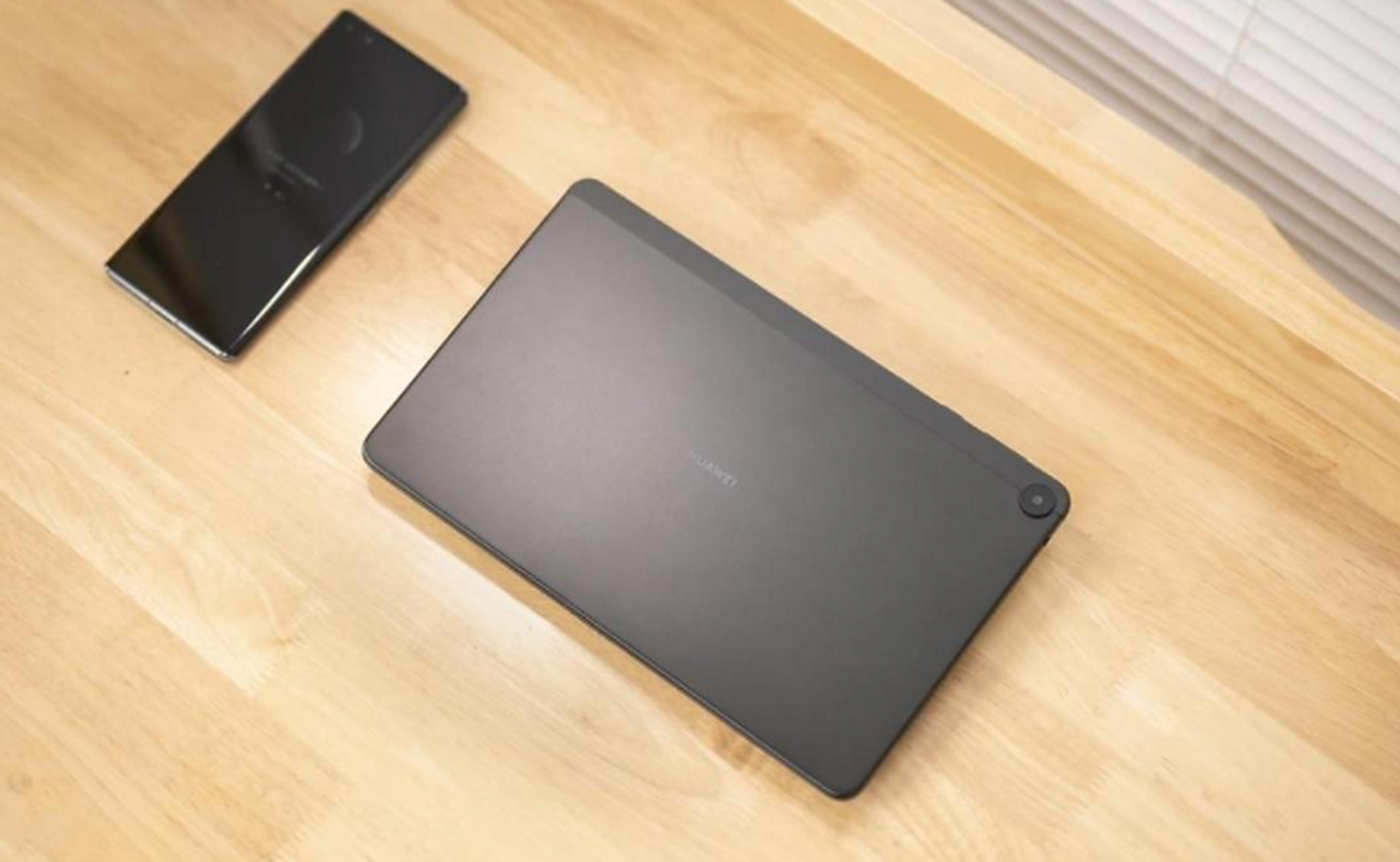 华为擎云 c5系列,伴随数字教育建设的加速落地,教学研设备,系统的信息